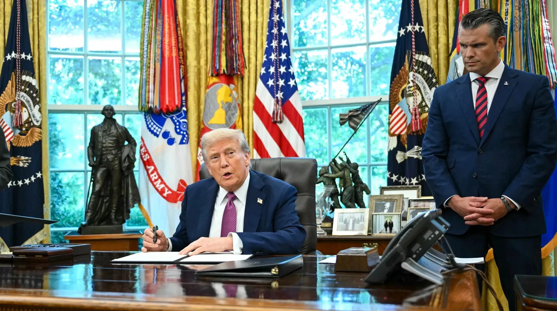Трамп, Латнік і Білий дім: хто ухвалив і хто готував мита на дрони