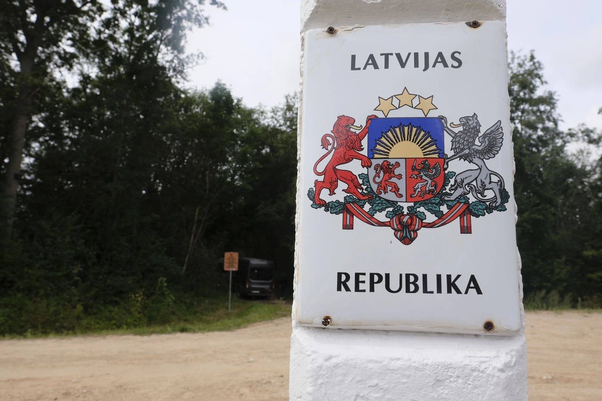 Латвія 1 вересня вводить заборону на імпорт книг, одягу та іграшок з РФ і Білорусі
