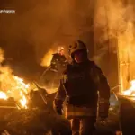 Наслідки російського удару по Хмельницькому, фото ДСНС