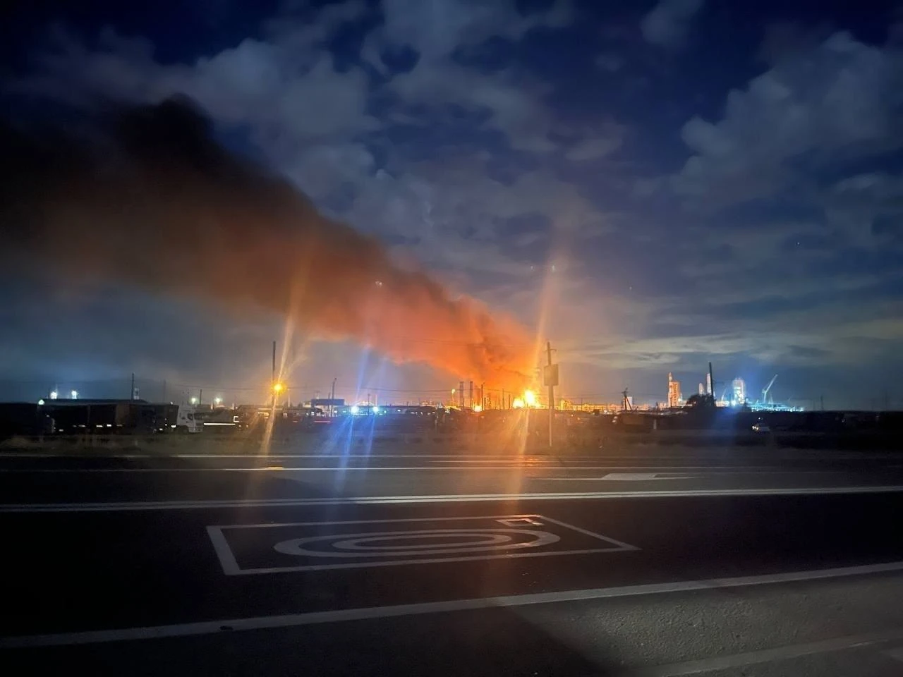 Ільський НПЗ після атаки Сил оборони та дрон FP-1